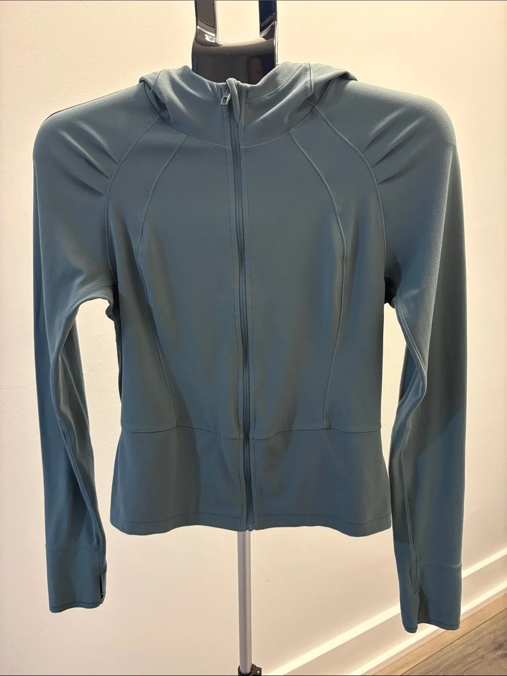 Lululemon Move With Ease Jacket ~ 8 ~ Mystic Green